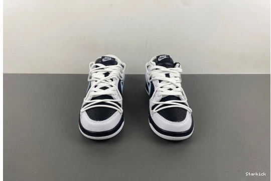 Reverse Nike Panda Dunk  FD9064-011 Low 0202